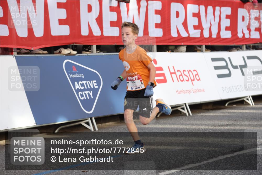 25.04.2025 - Das Zehntel Lena Gebhardt http://msf.ph/oto/7772845 26.04.2025 08:48:58 Ziel 1452, 1754, 1926, 1929, 2961, 2990, 3506, 3606, 3785, 3792 meine-sportfotos.de