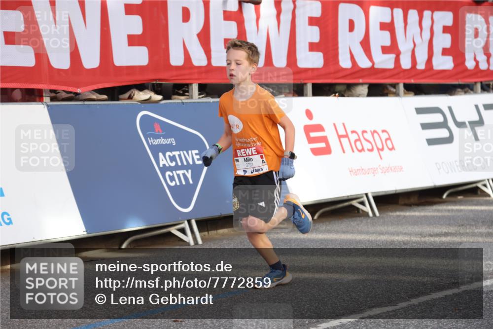 25.04.2025 - Das Zehntel Lena Gebhardt http://msf.ph/oto/7772859 26.04.2025 08:48:59 Ziel 1452, 1754, 1929, 2961, 3506, 3606, 3785, 3792 meine-sportfotos.de
