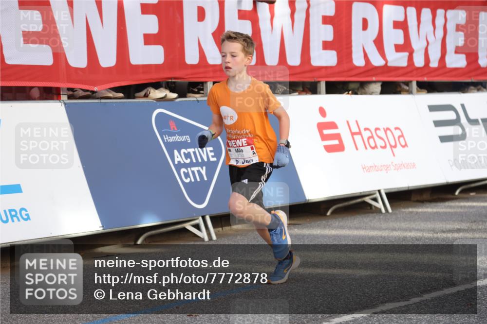 25.04.2025 - Das Zehntel Lena Gebhardt http://msf.ph/oto/7772878 26.04.2025 08:48:59 Ziel 1452, 1754, 1929, 2961, 3506, 3606, 3785, 3792 meine-sportfotos.de