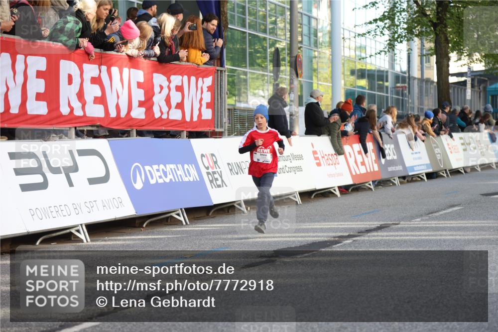 25.04.2025 - Das Zehntel Lena Gebhardt http://msf.ph/oto/7772918 26.04.2025 08:49:02 Ziel 1452, 1754, 1929, 2961, 3506, 3606, 3613, 3785, 3792 meine-sportfotos.de