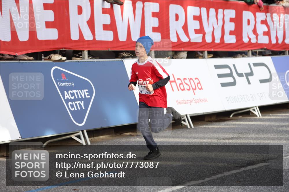 25.04.2025 - Das Zehntel Lena Gebhardt http://msf.ph/oto/7773087 26.04.2025 08:49:03 Ziel 1452, 1754, 1929, 2961, 3506, 3606, 3613, 3785, 3792 meine-sportfotos.de