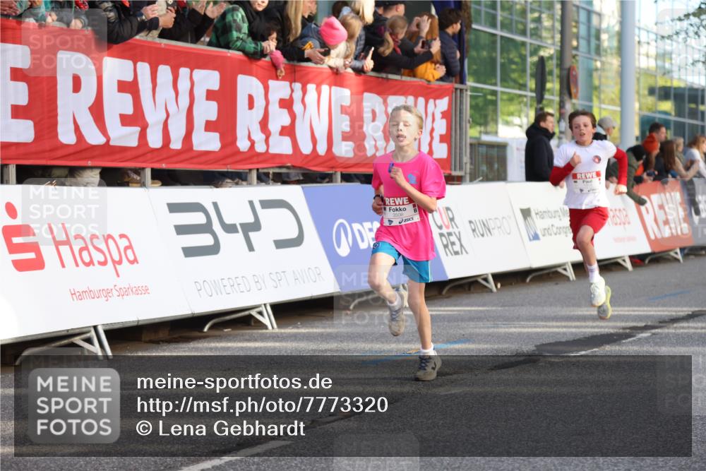 25.04.2025 - Das Zehntel Lena Gebhardt http://msf.ph/oto/7773320 26.04.2025 08:49:07 Ziel 1452, 1754, 1929, 2018, 2696, 3488, 3506, 3606, 3613, 3785, 3792 meine-sportfotos.de