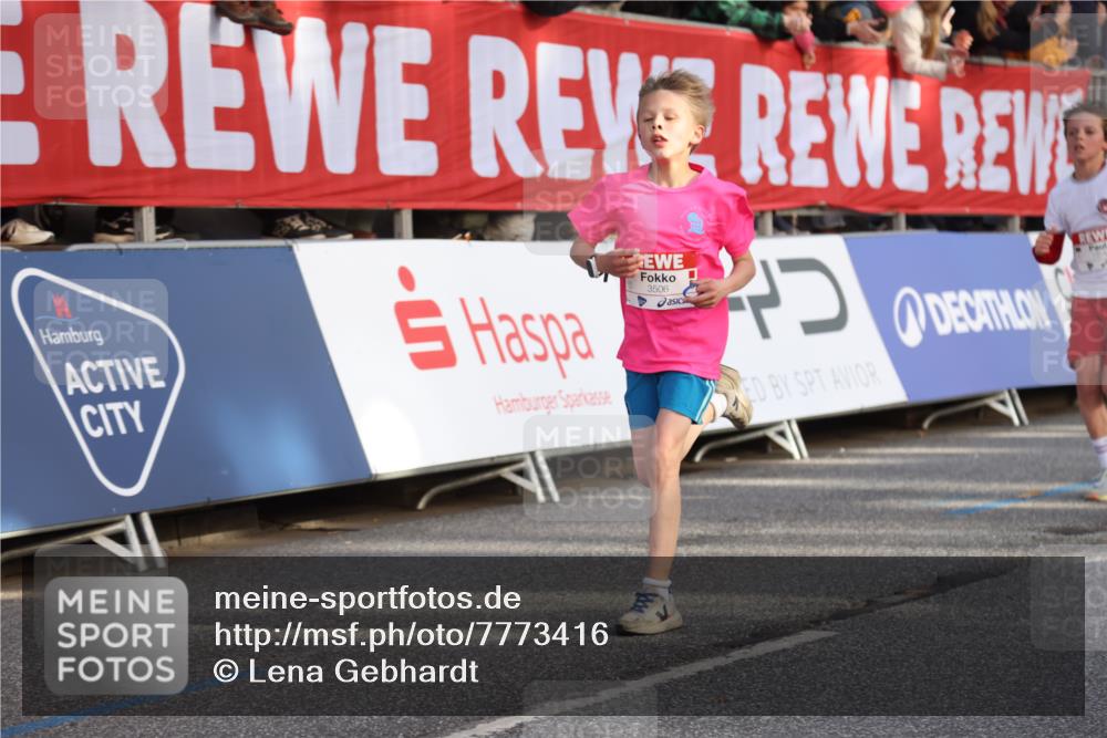 25.04.2025 - Das Zehntel Lena Gebhardt http://msf.ph/oto/7773416 26.04.2025 08:49:08 Ziel 1452, 1754, 1929, 2018, 2513, 2696, 3488, 3506, 3606, 3613, 3785, 3792 meine-sportfotos.de