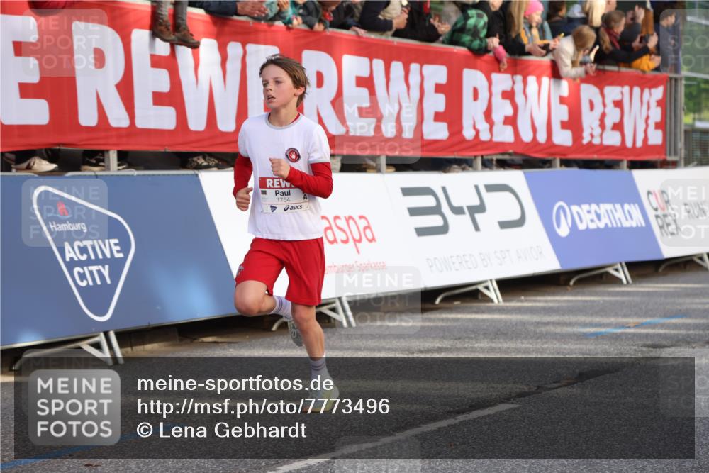 25.04.2025 - Das Zehntel Lena Gebhardt http://msf.ph/oto/7773496 26.04.2025 08:49:09 Ziel 1452, 1754, 1929, 2018, 2021, 2377, 2513, 2696, 3488, 3506, 3606, 3613, 3785 meine-sportfotos.de