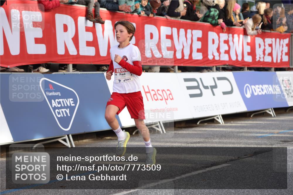 25.04.2025 - Das Zehntel Lena Gebhardt http://msf.ph/oto/7773509 26.04.2025 08:49:09 Ziel 1452, 1754, 1929, 2018, 2021, 2377, 2513, 2696, 3488, 3506, 3606, 3613, 3785 meine-sportfotos.de