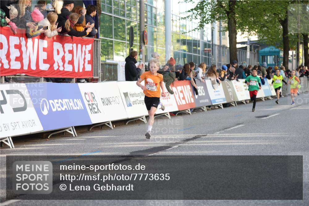25.04.2025 - Das Zehntel Lena Gebhardt http://msf.ph/oto/7773635 26.04.2025 08:49:20 Ziel 1452, 1537, 1945, 2018, 2021, 2377, 2513, 2696, 3488, 3606, 3613, 3785 meine-sportfotos.de