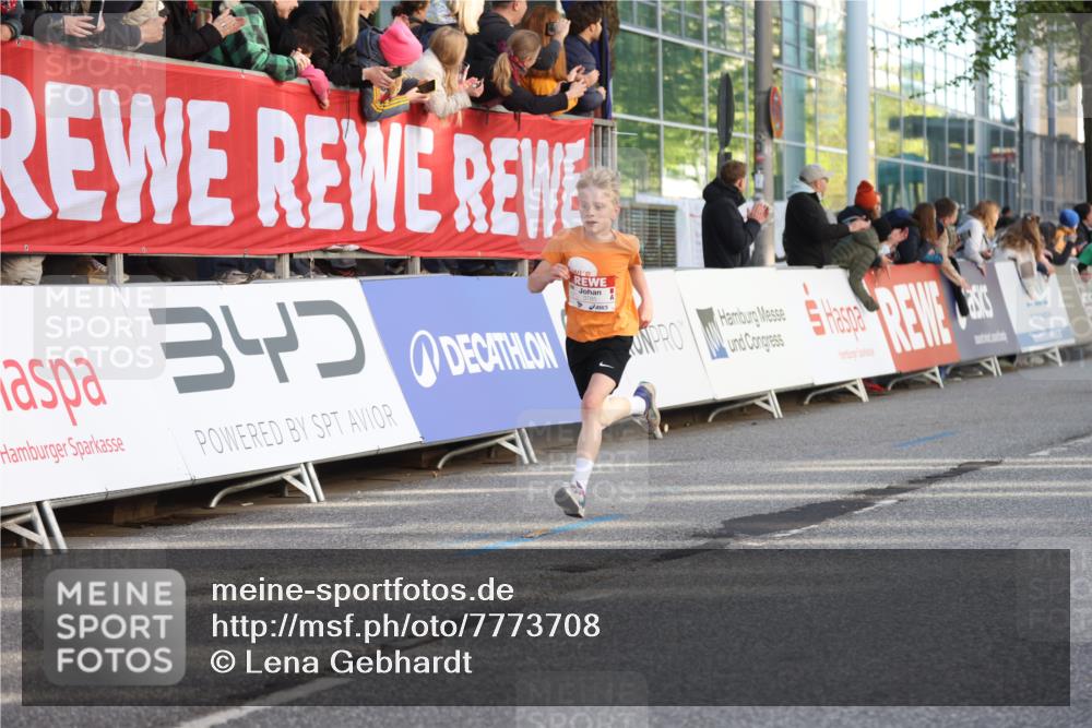 25.04.2025 - Das Zehntel Lena Gebhardt http://msf.ph/oto/7773708 26.04.2025 08:49:21 Ziel 1452, 1537, 1945, 2018, 2021, 2377, 2513, 2696, 3488, 3606, 3613, 3785 meine-sportfotos.de