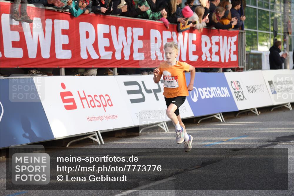 25.04.2025 - Das Zehntel Lena Gebhardt http://msf.ph/oto/7773776 26.04.2025 08:49:21 Ziel 1452, 1537, 1945, 2018, 2021, 2377, 2513, 2696, 3488, 3606, 3613, 3785 meine-sportfotos.de
