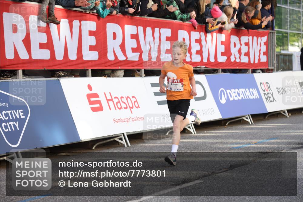 25.04.2025 - Das Zehntel Lena Gebhardt http://msf.ph/oto/7773801 26.04.2025 08:49:21 Ziel 1452, 1537, 1945, 2018, 2021, 2377, 2513, 2696, 3488, 3606, 3613, 3785 meine-sportfotos.de