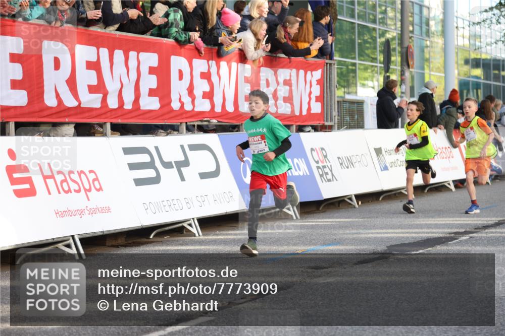25.04.2025 - Das Zehntel Lena Gebhardt http://msf.ph/oto/7773909 26.04.2025 08:49:24 Ziel 1452, 1537, 1945, 2018, 2021, 2377, 2513, 2696, 3488, 3606, 3613, 3785 meine-sportfotos.de