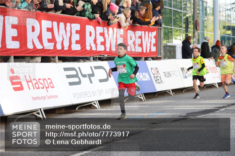 25.04.2025 - Das Zehntel Lena Gebhardt http://msf.ph/oto/7773917 26.04.2025 08:49:24 Ziel 1452, 1537, 1945, 2018, 2021, 2377, 2513, 2696, 3488, 3606, 3613, 3785 meine-sportfotos.de