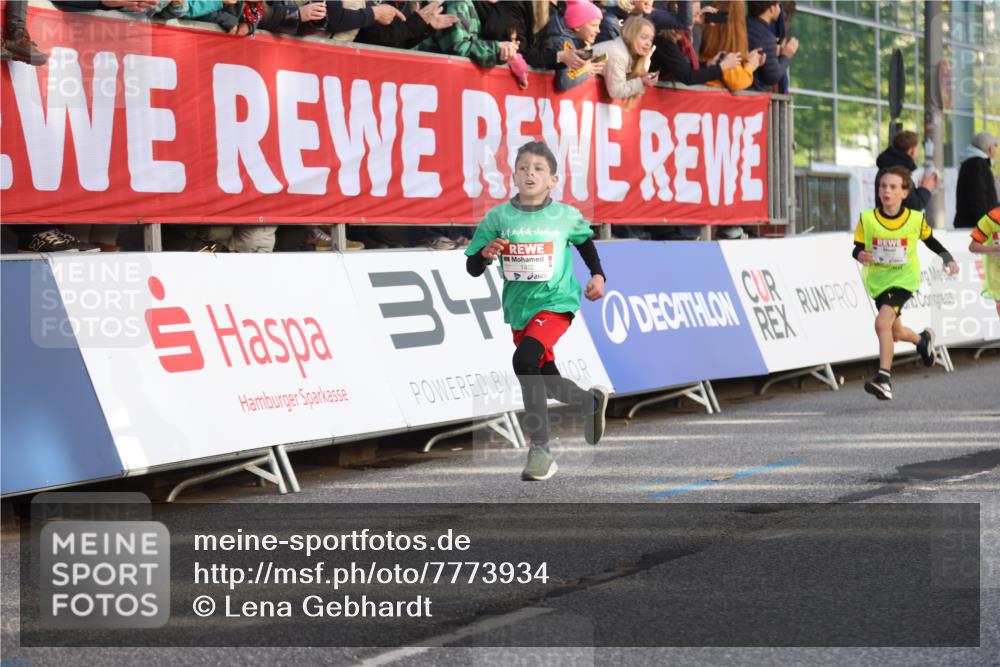 25.04.2025 - Das Zehntel Lena Gebhardt http://msf.ph/oto/7773934 26.04.2025 08:49:24 Ziel 1452, 1537, 1945, 2018, 2021, 2377, 2513, 2696, 3488, 3606, 3613, 3785 meine-sportfotos.de