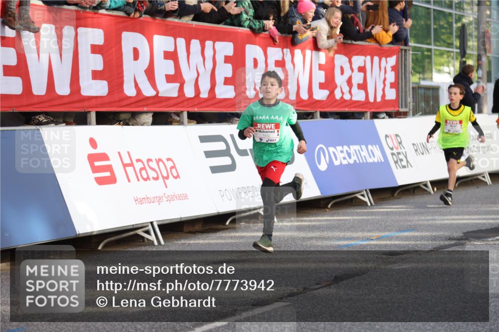 25.04.2025 - Das Zehntel Lena Gebhardt http://msf.ph/oto/7773942 26.04.2025 08:49:24 Ziel 1452, 1537, 1945, 2018, 2021, 2377, 2513, 2696, 3488, 3606, 3613, 3785 meine-sportfotos.de