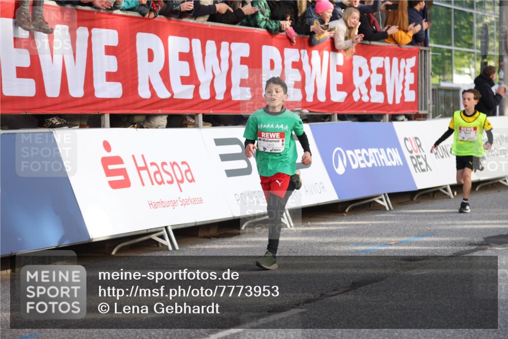 25.04.2025 - Das Zehntel Lena Gebhardt http://msf.ph/oto/7773953 26.04.2025 08:49:24 Ziel 1452, 1537, 1945, 2018, 2021, 2377, 2513, 2696, 3488, 3606, 3613, 3785 meine-sportfotos.de