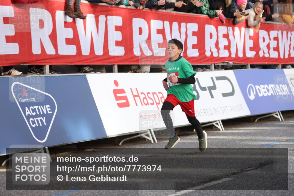 25.04.2025 - Das Zehntel Lena Gebhardt http://msf.ph/oto/7773974 26.04.2025 08:49:24 Ziel 1452, 1537, 1945, 2018, 2021, 2377, 2513, 2696, 3488, 3606, 3613, 3785 meine-sportfotos.de