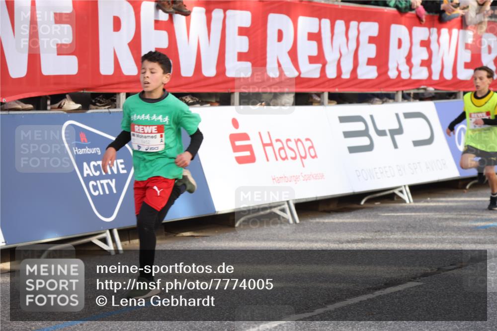 25.04.2025 - Das Zehntel Lena Gebhardt http://msf.ph/oto/7774005 26.04.2025 08:49:25 Ziel 1116, 1452, 1537, 1945, 2018, 2021, 2377, 2513, 2696, 3488, 3606, 3613, 3785 meine-sportfotos.de