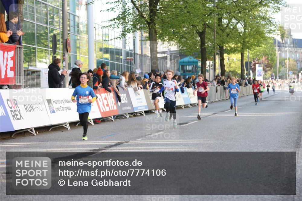 25.04.2025 - Das Zehntel Lena Gebhardt http://msf.ph/oto/7774106 26.04.2025 08:49:31 Ziel 1116, 1452, 1537, 1945, 2018, 2021, 2377, 2383, 2513, 2696, 2995, 3488, 3606, 3613 meine-sportfotos.de