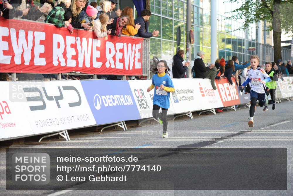 25.04.2025 - Das Zehntel Lena Gebhardt http://msf.ph/oto/7774140 26.04.2025 08:49:32 Ziel 1116, 1537, 1945, 2018, 2021, 2377, 2383, 2513, 2696, 2995, 3488, 3613 meine-sportfotos.de