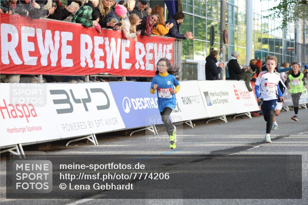 25.04.2025 - Das Zehntel Lena Gebhardt http://msf.ph/oto/7774206 26.04.2025 08:49:32 Ziel 1116, 1537, 1945, 2018, 2021, 2377, 2383, 2513, 2696, 2995, 3488, 3613 meine-sportfotos.de