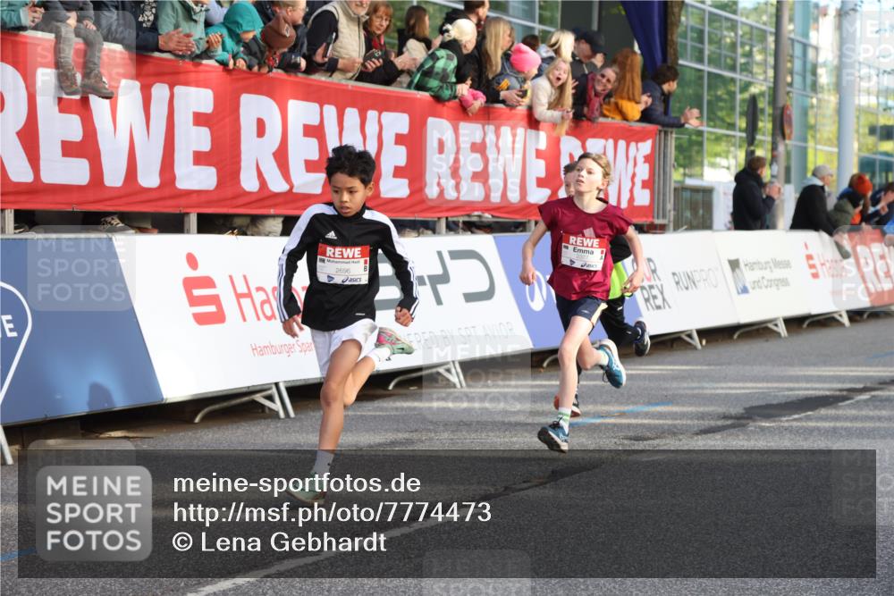25.04.2025 - Das Zehntel Lena Gebhardt http://msf.ph/oto/7774473 26.04.2025 08:49:35 Ziel 1107, 1116, 1537, 1945, 2018, 2021, 2377, 2383, 2513, 2696, 2995, 3488, 3539, 3540, 3613 meine-sportfotos.de