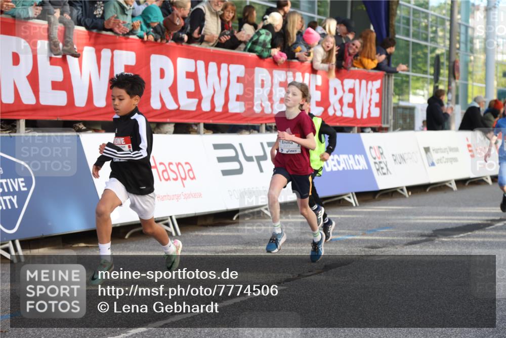 25.04.2025 - Das Zehntel Lena Gebhardt http://msf.ph/oto/7774506 26.04.2025 08:49:35 Ziel 1107, 1116, 1537, 1945, 2018, 2021, 2377, 2383, 2513, 2696, 2995, 3488, 3539, 3540, 3613 meine-sportfotos.de