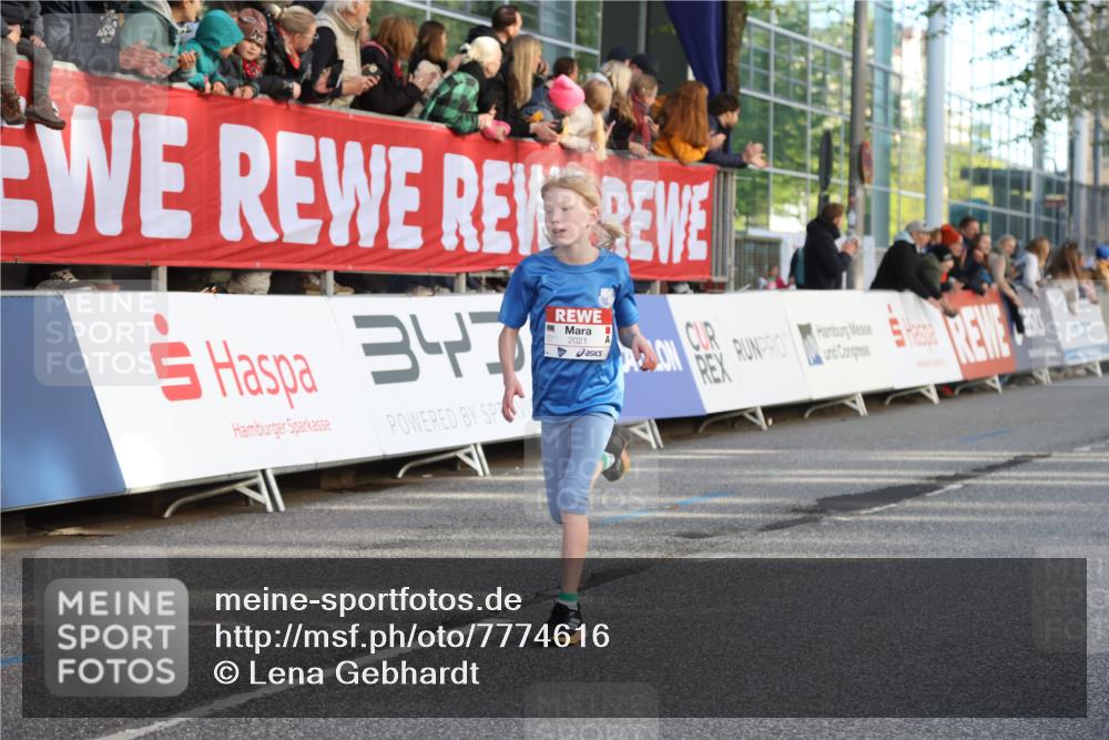 25.04.2025 - Das Zehntel Lena Gebhardt http://msf.ph/oto/7774616 26.04.2025 08:49:36 Ziel 1107, 1116, 1537, 1945, 2018, 2021, 2377, 2383, 2513, 2696, 2995, 3488, 3539, 3540, 3613 meine-sportfotos.de