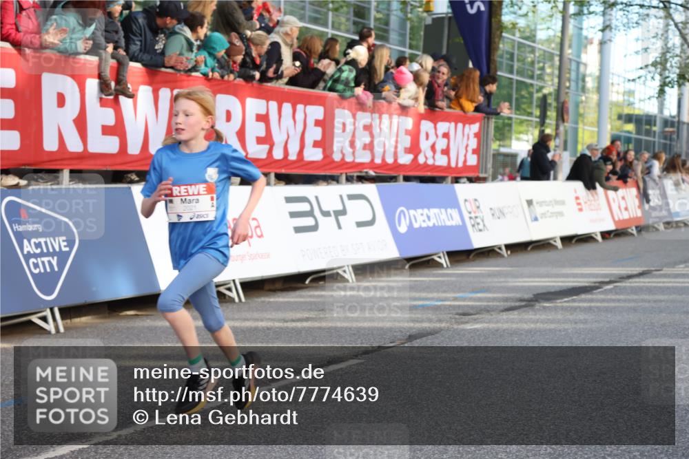 25.04.2025 - Das Zehntel Lena Gebhardt http://msf.ph/oto/7774639 26.04.2025 08:49:36 Ziel 1107, 1116, 1537, 1945, 2018, 2021, 2377, 2383, 2513, 2696, 2995, 3488, 3539, 3540, 3613 meine-sportfotos.de