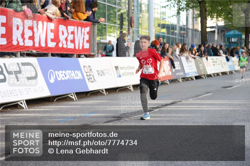 25.04.2025 - Das Zehntel Lena Gebhardt http://msf.ph/oto/7774734 26.04.2025 08:49:38 Ziel 1107, 1116, 1537, 1945, 2018, 2021, 2377, 2383, 2513, 2696, 2995, 3488, 3539, 3540 meine-sportfotos.de