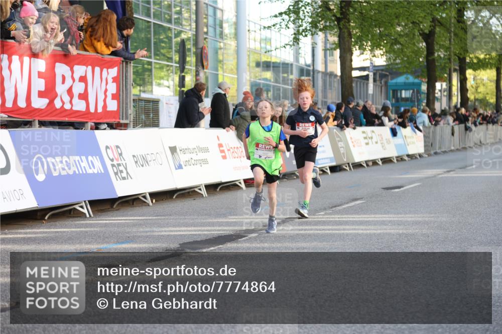 25.04.2025 - Das Zehntel Lena Gebhardt http://msf.ph/oto/7774864 26.04.2025 08:49:42 Ziel 1107, 1116, 1131, 1537, 1945, 2018, 2021, 2377, 2383, 2513, 2995, 3539, 3540 meine-sportfotos.de