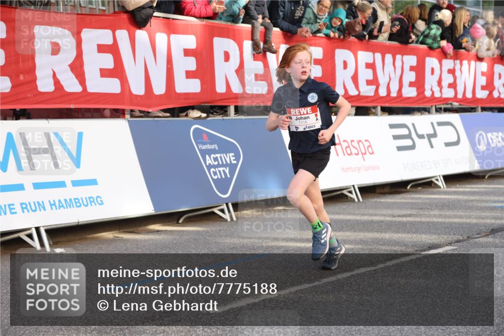 25.04.2025 - Das Zehntel Lena Gebhardt http://msf.ph/oto/7775188 26.04.2025 08:49:45 Ziel 1107, 1116, 1131, 1537, 1945, 2383, 2995, 3539, 3540 meine-sportfotos.de