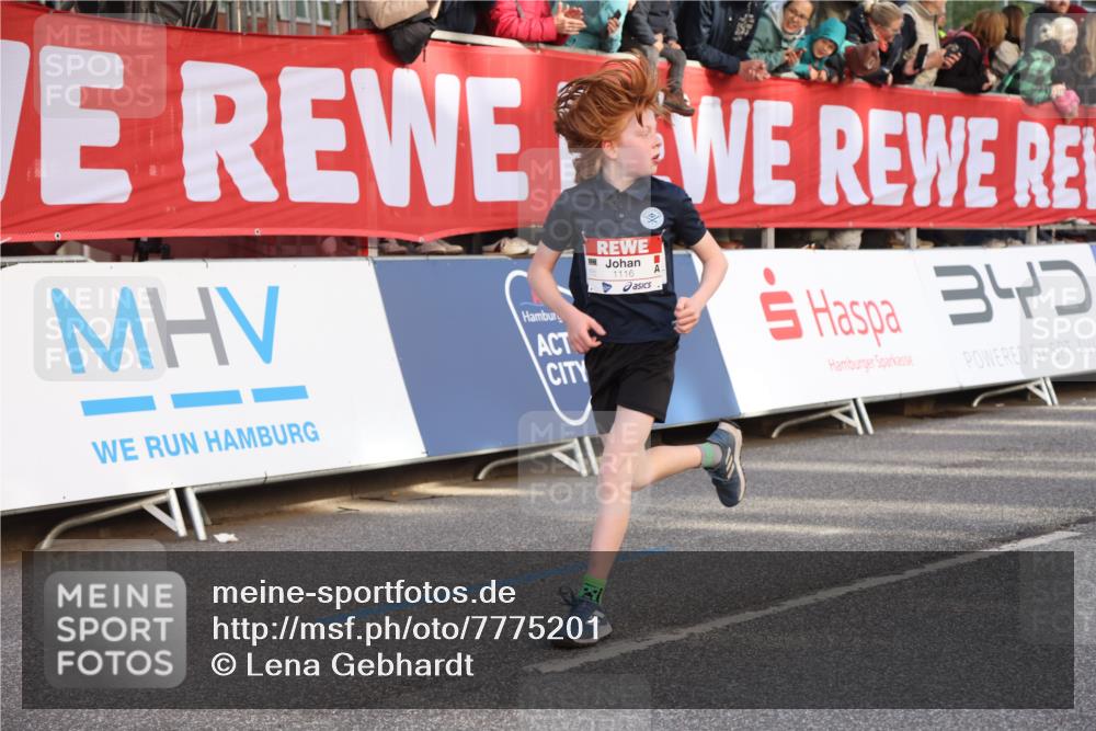 25.04.2025 - Das Zehntel Lena Gebhardt http://msf.ph/oto/7775201 26.04.2025 08:49:45 Ziel 1107, 1116, 1131, 1537, 1945, 2383, 2995, 3539, 3540 meine-sportfotos.de