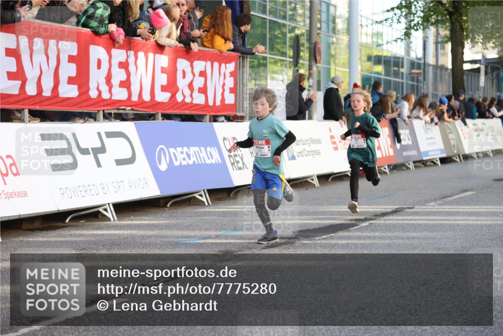 25.04.2025 - Das Zehntel Lena Gebhardt http://msf.ph/oto/7775280 26.04.2025 08:49:51 Ziel 1107, 1116, 1131, 1537, 1750, 2014, 2383, 2995, 3539, 3540 meine-sportfotos.de