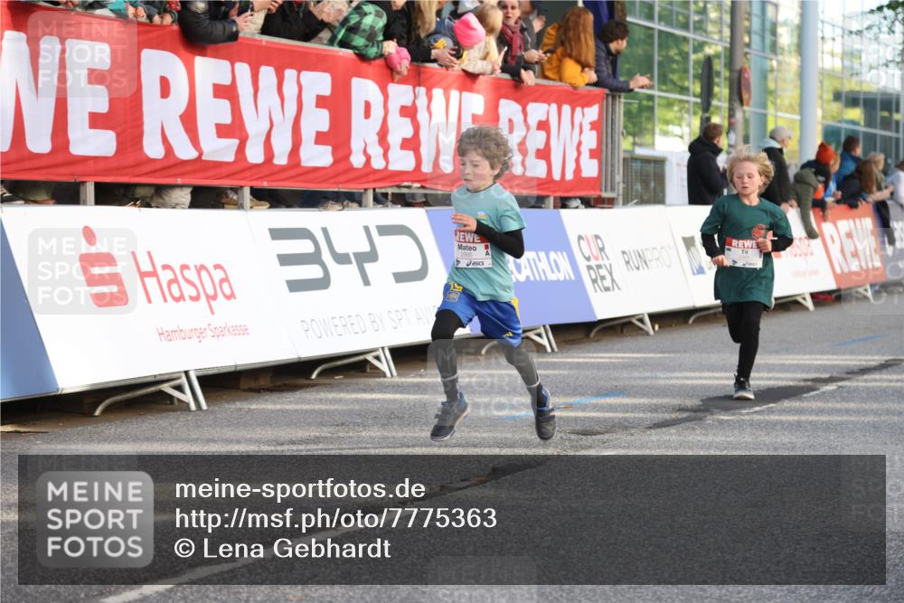 25.04.2025 - Das Zehntel Lena Gebhardt http://msf.ph/oto/7775363 26.04.2025 08:49:51 Ziel 1107, 1116, 1131, 1537, 1750, 2014, 2383, 2995, 3539, 3540 meine-sportfotos.de