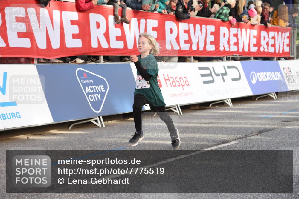 25.04.2025 - Das Zehntel Lena Gebhardt http://msf.ph/oto/7775519 26.04.2025 08:49:53 Ziel 1107, 1116, 1131, 1537, 1750, 2014, 2383, 2739, 2995, 3539, 3540 meine-sportfotos.de