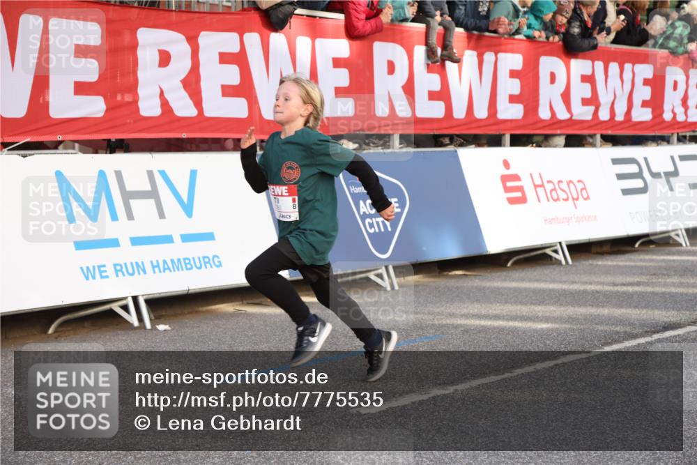 25.04.2025 - Das Zehntel Lena Gebhardt http://msf.ph/oto/7775535 26.04.2025 08:49:53 Ziel 1107, 1116, 1131, 1537, 1750, 2014, 2383, 2739, 2995, 3539, 3540 meine-sportfotos.de