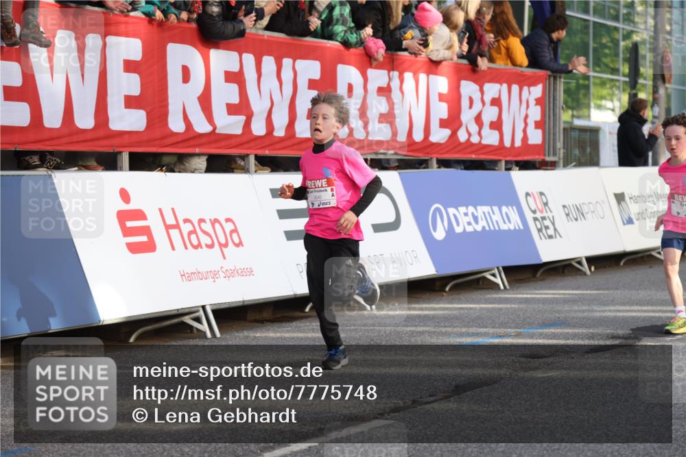 25.04.2025 - Das Zehntel Lena Gebhardt http://msf.ph/oto/7775748 26.04.2025 08:49:56 Ziel 1107, 1116, 1131, 1750, 2014, 2363, 2383, 2637, 2739, 2995, 3539, 3540 meine-sportfotos.de