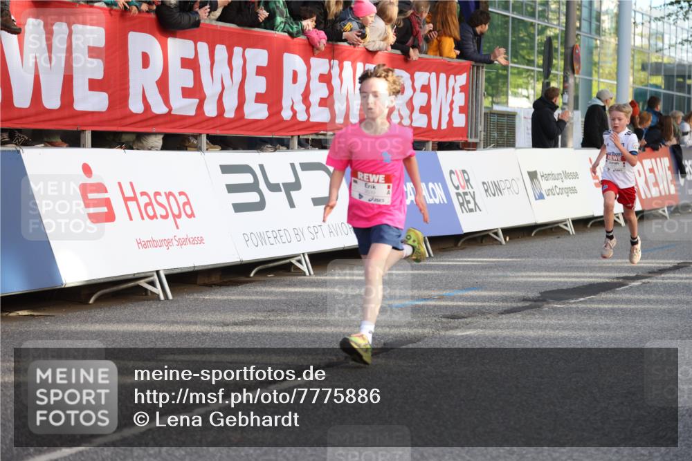25.04.2025 - Das Zehntel Lena Gebhardt http://msf.ph/oto/7775886 26.04.2025 08:49:57 Ziel 1107, 1116, 1131, 1549, 1750, 2014, 2363, 2383, 2637, 2739, 2995, 3539, 3540 meine-sportfotos.de