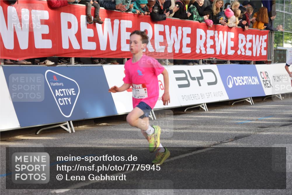 25.04.2025 - Das Zehntel Lena Gebhardt http://msf.ph/oto/7775945 26.04.2025 08:49:57 Ziel 1107, 1116, 1131, 1549, 1750, 2014, 2363, 2383, 2637, 2739, 2995, 3539, 3540 meine-sportfotos.de