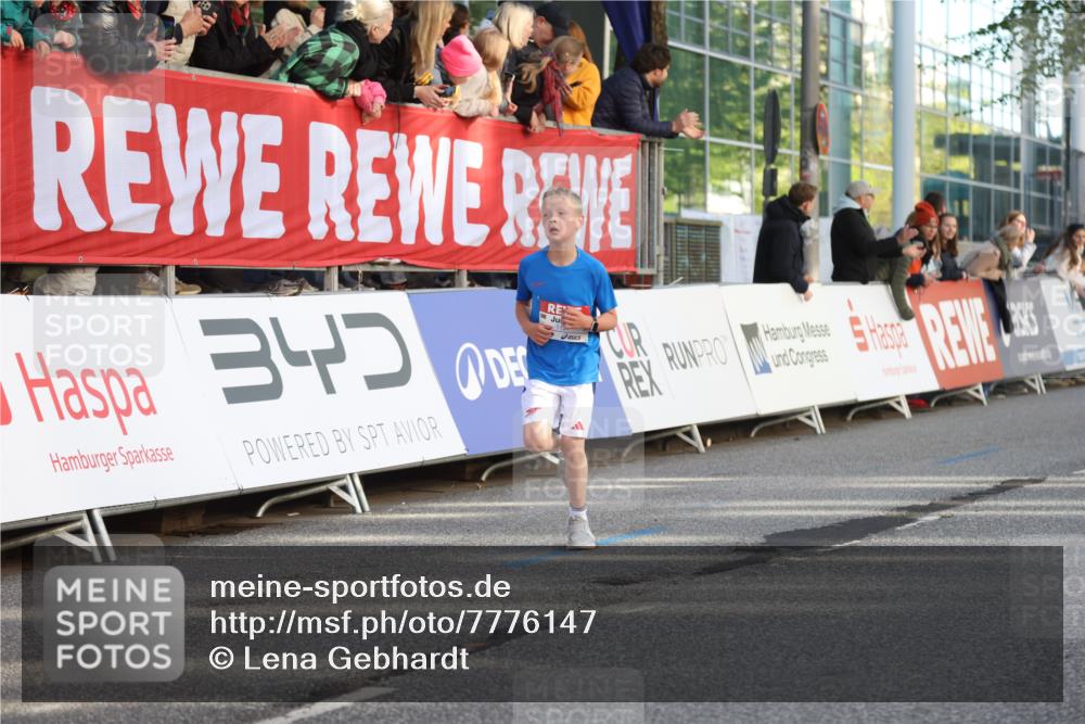 25.04.2025 - Das Zehntel Lena Gebhardt http://msf.ph/oto/7776147 26.04.2025 08:50:04 Ziel 1107, 1131, 1549, 1750, 2014, 2363, 2383, 2637, 2728, 2739, 2995, 3455, 3539, 3540 meine-sportfotos.de