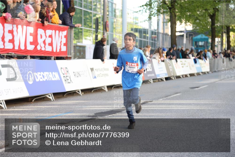 25.04.2025 - Das Zehntel Lena Gebhardt http://msf.ph/oto/7776399 26.04.2025 08:50:07 Ziel 1107, 1131, 1549, 1750, 2014, 2363, 2637, 2655, 2728, 2739, 3455, 3539, 3540 meine-sportfotos.de