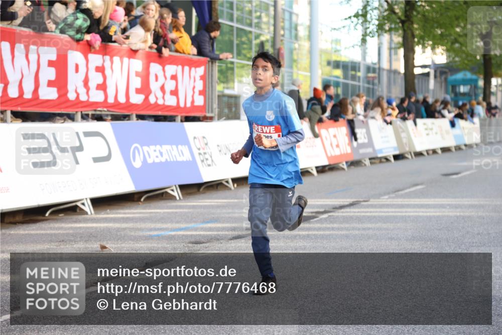25.04.2025 - Das Zehntel Lena Gebhardt http://msf.ph/oto/7776468 26.04.2025 08:50:08 Ziel 1107, 1131, 1549, 1750, 2014, 2208, 2363, 2637, 2655, 2728, 2739, 3455, 3485, 3539, 3540 meine-sportfotos.de