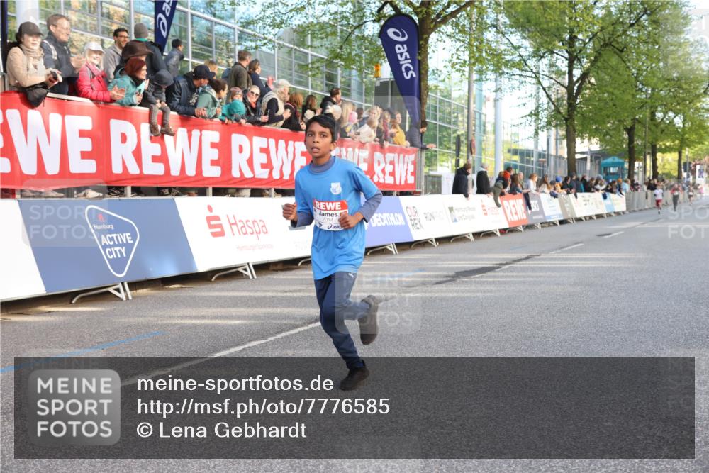 25.04.2025 - Das Zehntel Lena Gebhardt http://msf.ph/oto/7776585 26.04.2025 08:50:09 Ziel 1107, 1131, 1549, 1750, 2014, 2208, 2363, 2637, 2655, 2728, 2739, 3455, 3485, 3539 meine-sportfotos.de