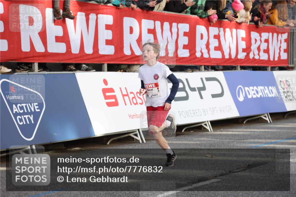 25.04.2025 - Das Zehntel Lena Gebhardt http://msf.ph/oto/7776832 26.04.2025 08:50:18 Ziel 1283, 1549, 1750, 2014, 2208, 2349, 2363, 2637, 2655, 2728, 2739, 2874, 3233, 3455, 3485, 3527 meine-sportfotos.de