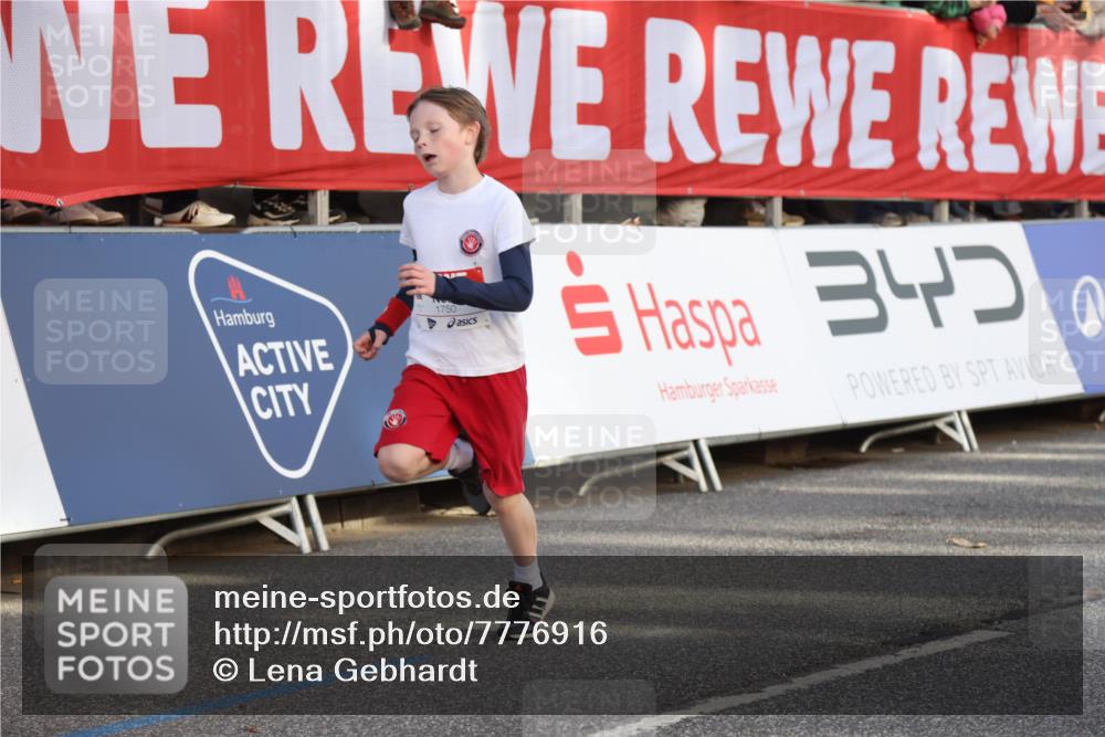 25.04.2025 - Das Zehntel Lena Gebhardt http://msf.ph/oto/7776916 26.04.2025 08:50:18 Ziel 1283, 1549, 1750, 2014, 2208, 2349, 2363, 2637, 2655, 2728, 2739, 2874, 3233, 3455, 3485, 3527 meine-sportfotos.de