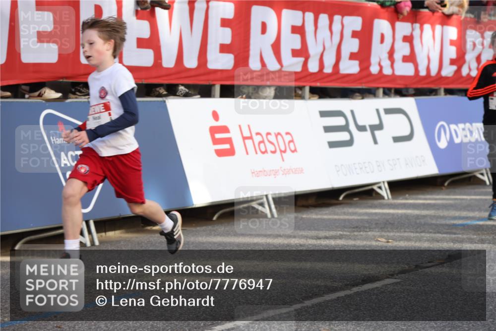 25.04.2025 - Das Zehntel Lena Gebhardt http://msf.ph/oto/7776947 26.04.2025 08:50:18 Ziel 1283, 1549, 1750, 2014, 2208, 2349, 2363, 2637, 2655, 2728, 2739, 2874, 3233, 3455, 3485, 3527 meine-sportfotos.de