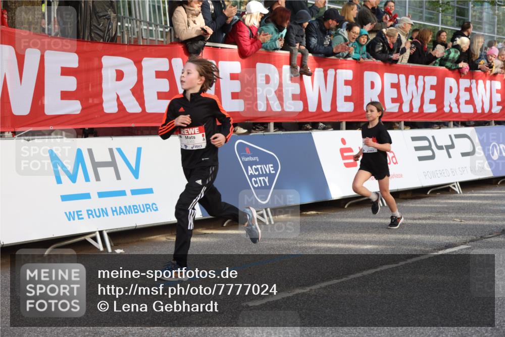 25.04.2025 - Das Zehntel Lena Gebhardt http://msf.ph/oto/7777024 26.04.2025 08:50:20 Ziel 1283, 1549, 1750, 2014, 2208, 2349, 2363, 2517, 2637, 2655, 2728, 2739, 2874, 3233, 3455, 3485, 3527, 3528 meine-sportfotos.de