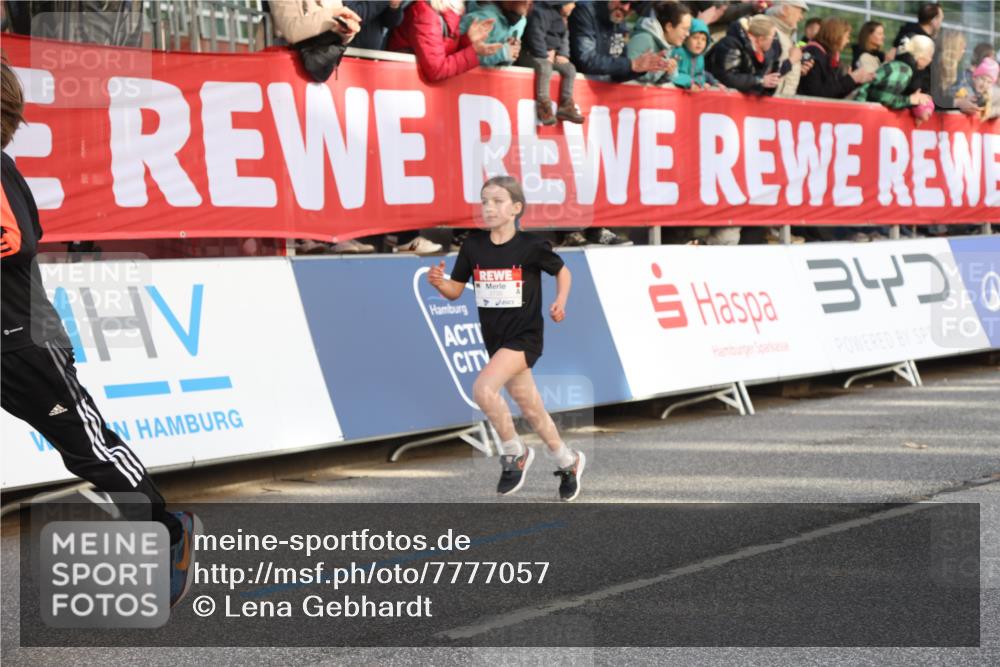 25.04.2025 - Das Zehntel Lena Gebhardt http://msf.ph/oto/7777057 26.04.2025 08:50:20 Ziel 1283, 1549, 1750, 2014, 2208, 2349, 2363, 2517, 2637, 2655, 2728, 2739, 2874, 3233, 3455, 3485, 3527, 3528 meine-sportfotos.de