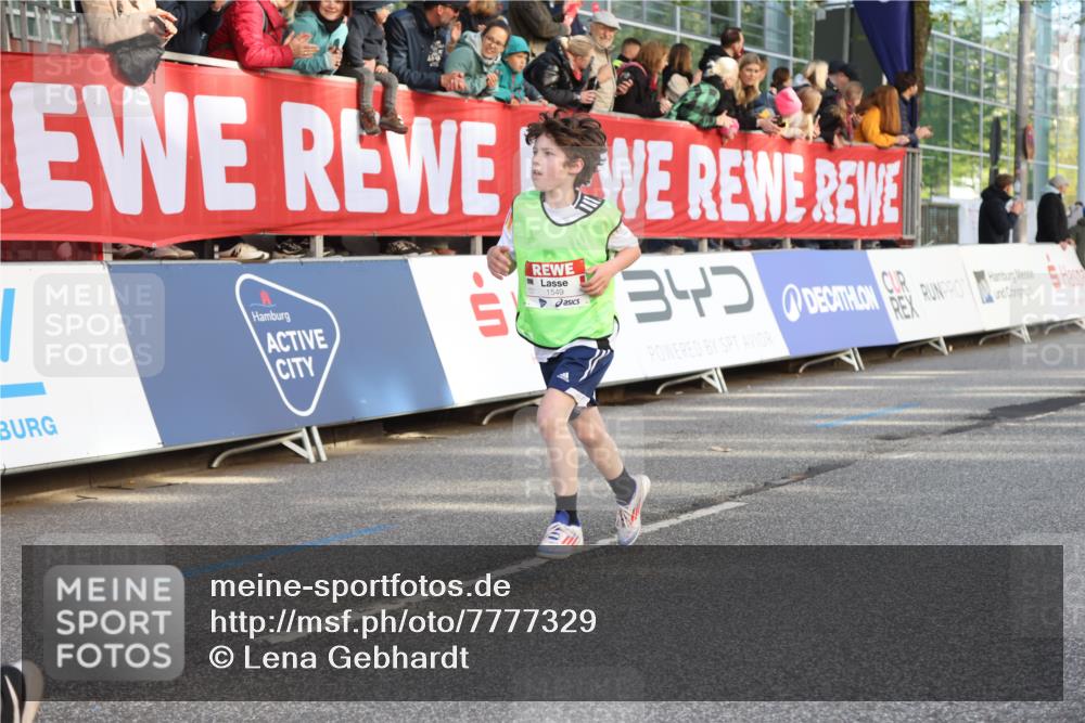 25.04.2025 - Das Zehntel Lena Gebhardt http://msf.ph/oto/7777329 26.04.2025 08:50:24 Ziel 1283, 1458, 1549, 1750, 2014, 2208, 2349, 2363, 2397, 2517, 2637, 2655, 2728, 2739, 2849, 2874, 3233, 3455, 3485, 3527, 3528, 3774 meine-sportfotos.de
