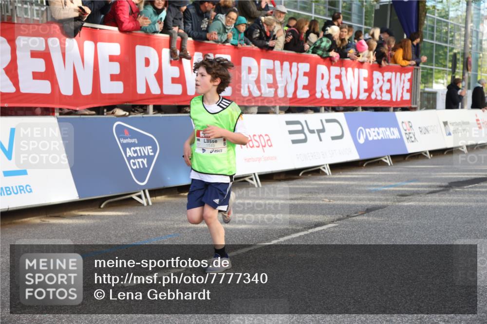 25.04.2025 - Das Zehntel Lena Gebhardt http://msf.ph/oto/7777340 26.04.2025 08:50:24 Ziel 1283, 1458, 1549, 1750, 2014, 2208, 2349, 2363, 2397, 2517, 2637, 2655, 2728, 2739, 2849, 2874, 3233, 3455, 3485, 3527, 3528, 3774 meine-sportfotos.de