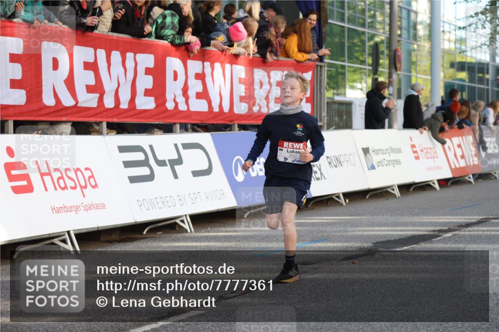 25.04.2025 - Das Zehntel Lena Gebhardt http://msf.ph/oto/7777361 26.04.2025 08:50:25 Ziel 1283, 1458, 1549, 1750, 2208, 2349, 2363, 2397, 2517, 2637, 2655, 2728, 2739, 2849, 2874, 3233, 3455, 3485, 3527, 3528, 3774, 3849 meine-sportfotos.de